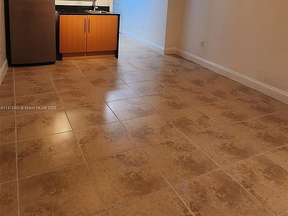 2nd image of 1750 N Bayshore Dr APT 1217