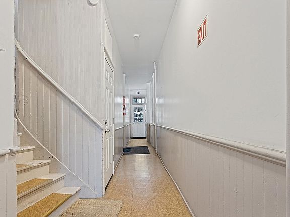 2nd image of 128 N 1st St