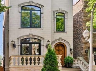 2449 W Superior St, Chicago, IL 60612