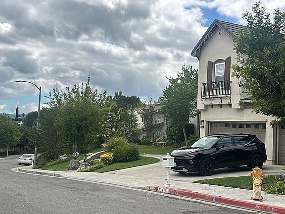 5th image of 23826 Kensington Ct