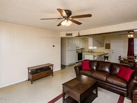 5th image of 2225 Interlake Dr