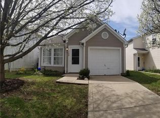 1190 Kenwood Dr, Greenwood, IN 46143