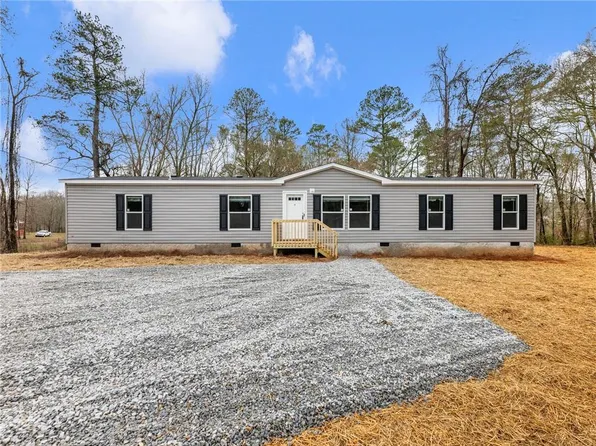 222 Lynn Rd, Bethlehem, GA 30620