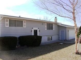 909 8th Ave, Nebraska City, NE 68410