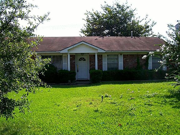 2nd image of 9138 Sunnywood Dr
