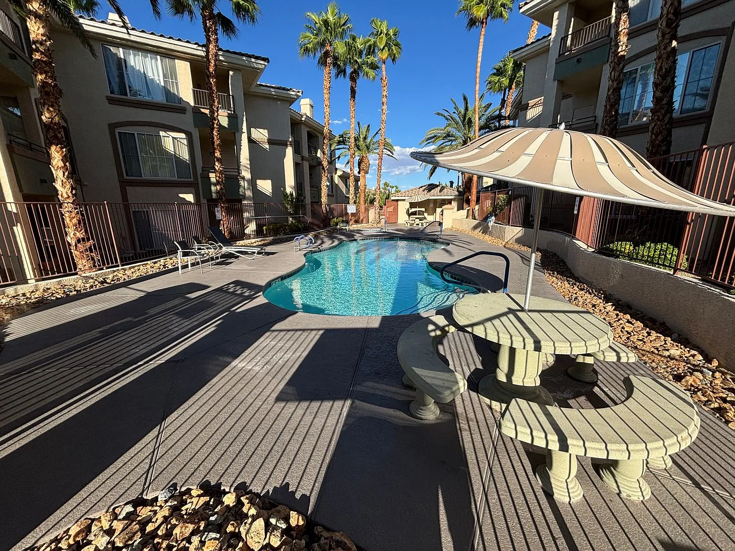 Charming 2 Bed/2Bath/1Car, Condo located in gated Southwest Community — Photo 1