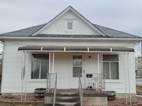409 N St, Neligh, NE 68756
