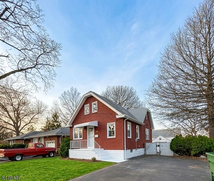 1st image of 136 Raritan Rd