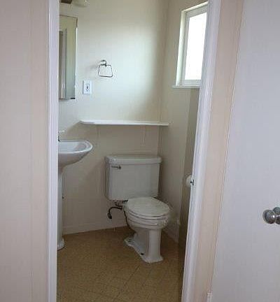 5th image of 1108A Capuchino Ave