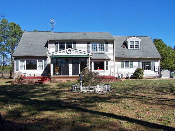5th image of 217 Crossing Cove Way