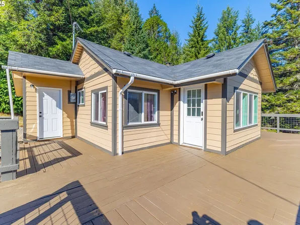 62780 Flagstaff Rd, Coos Bay, OR 97420