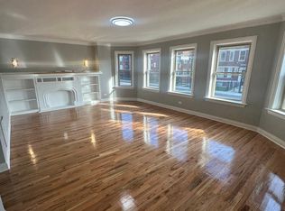 7440 S Jeffery Blvd APT 2, Chicago, IL 60649