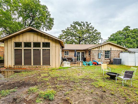 5th image of 1036 Idlewood Ave