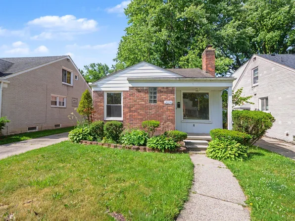 20290 Woodmont St, Harper Woods, MI 48225