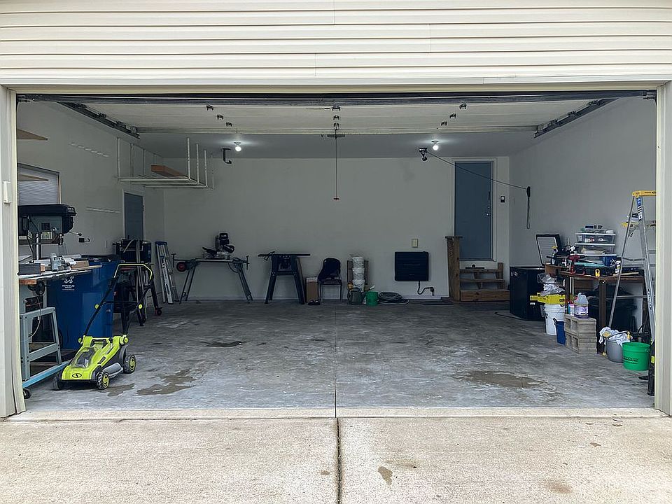 Front View Garage