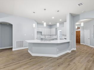 2616 Hollow Ridge Dr, Denton, TX 76210