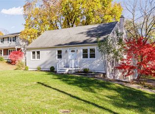 282 Moseley Rd, Fairport, NY 14450