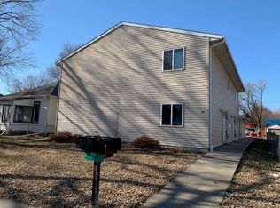 511 Burleigh St APT 3, Yankton, SD 57078