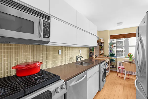 Sold by Corcoran | media 1