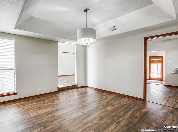 3rd image of 4419 Shavano Way