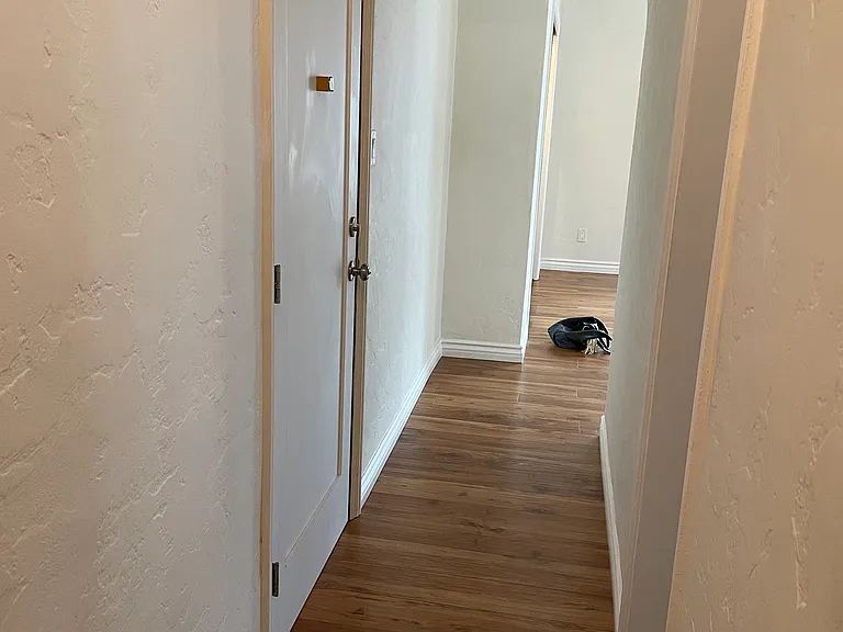 136 S Oakhurst Dr #8 — Photo 10