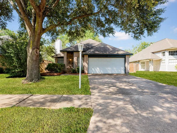 2107 Foundary Dr, Katy, TX 77493