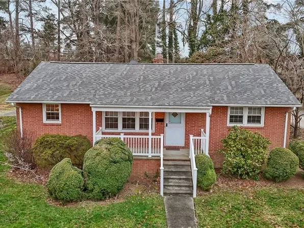 461 Camp Rd, Burlington, NC 27217