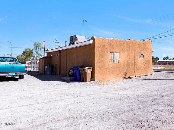 5th image of 427/431 Pinon St