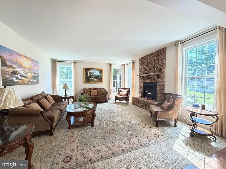 9804 Anvil Ct — Photo 9