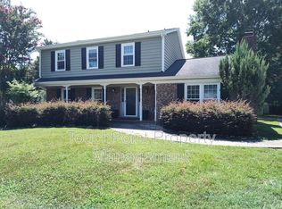 7413 Doves Nest Cir, Charlotte, NC 28226