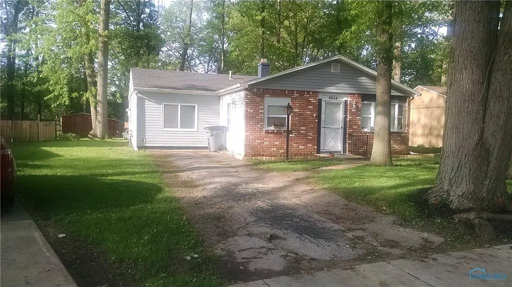 6624 Abbotswood Dr photo 1