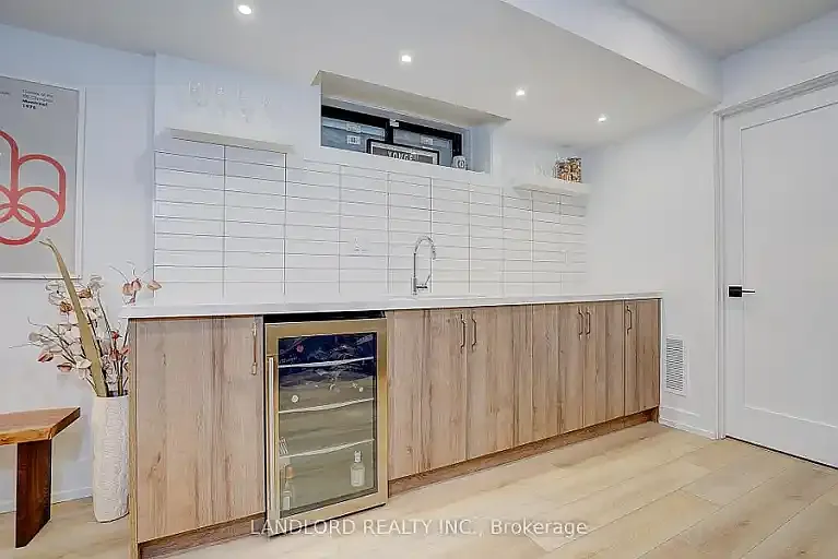 21 Shudell Ave #1A — Photo 10