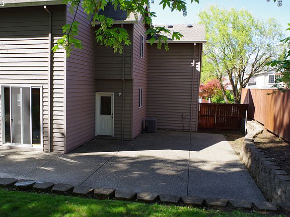 5th image of 175 SE 50th Ave