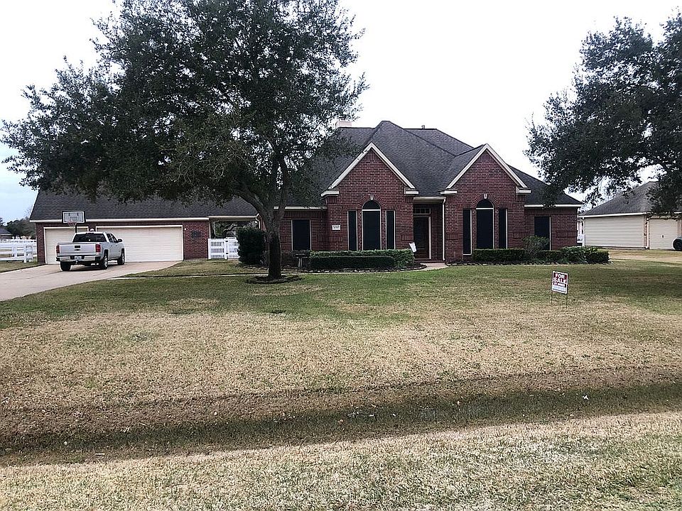 1st image of 4010 Ravenwood Ct