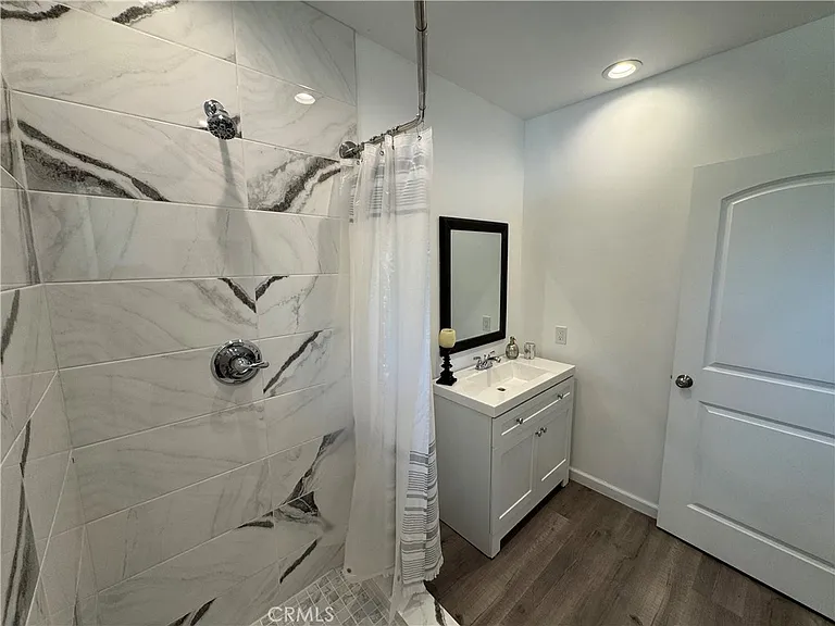 5059 Ludgate Dr #B — Photo 14