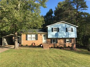 409 Buckskin Dr, Gastonia, NC 28052