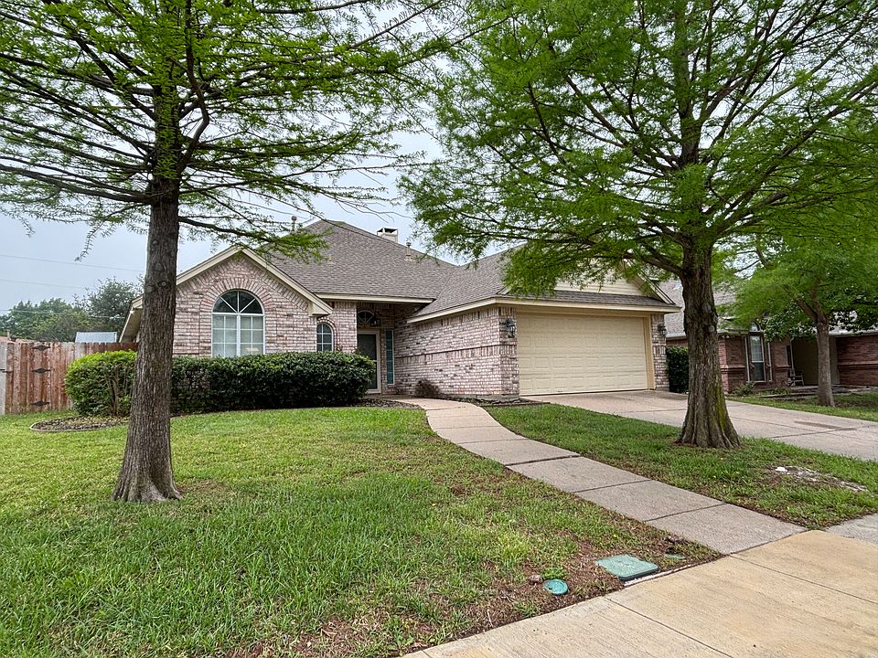 1st image of 1806 Sand Stone Dr