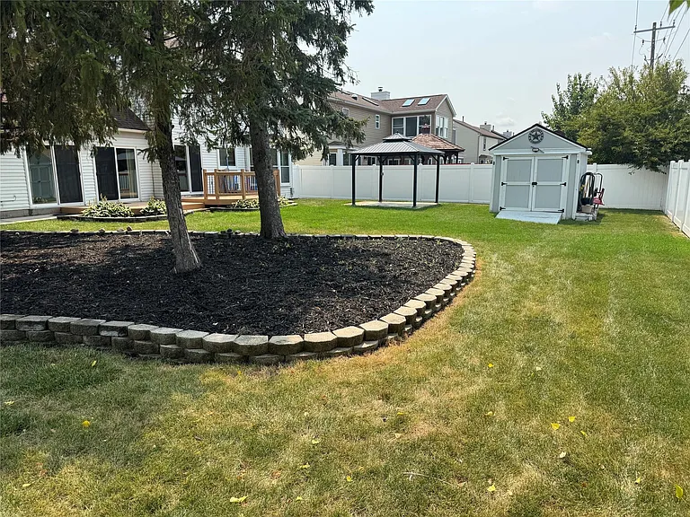 35865 Ashford Dr — Photo 38