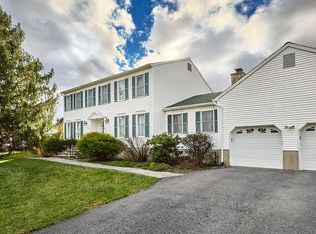 19 Cottage Ln, Sparta, NJ 07871