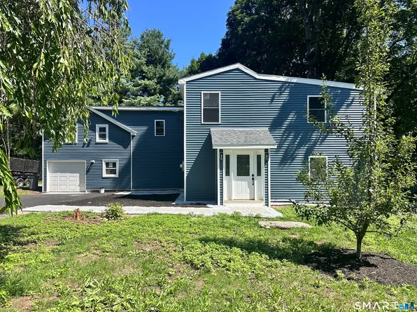 215 Maple Street, East Haven, CT 06512