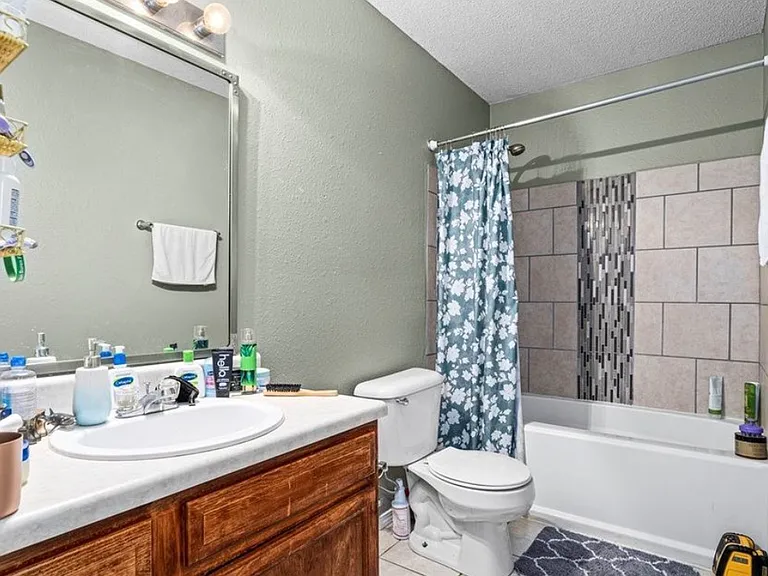 3711 Wellington Ct — Photo 7