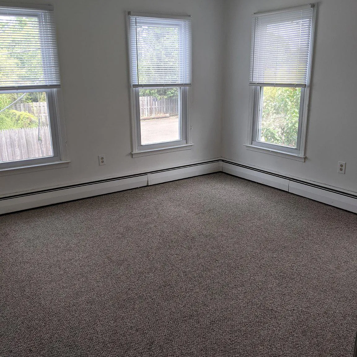 2 bed, 1.0 bath, $1,975 — Photo 3