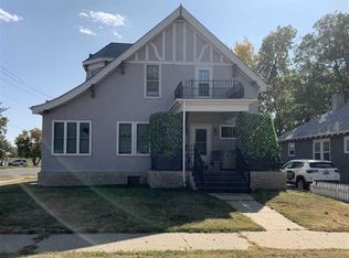 403 5th Ave NW, Minot, ND 58703