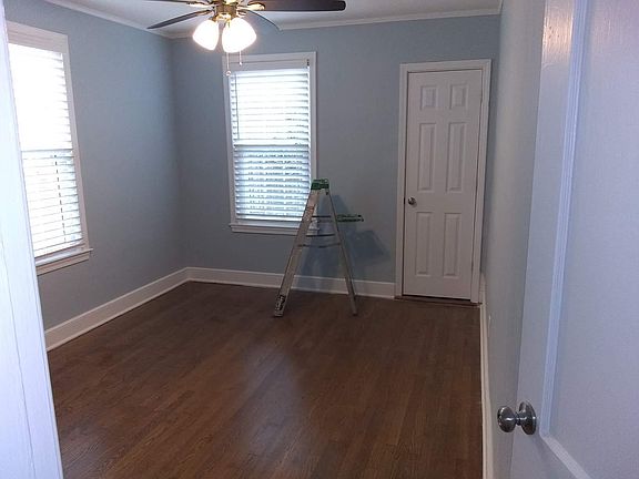 4th image of 3401 S Prescott Cir