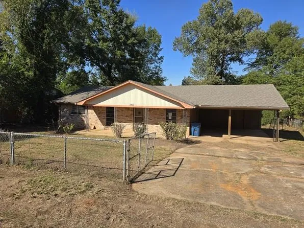 3903 Redwood Trl, Marshall, TX 75672