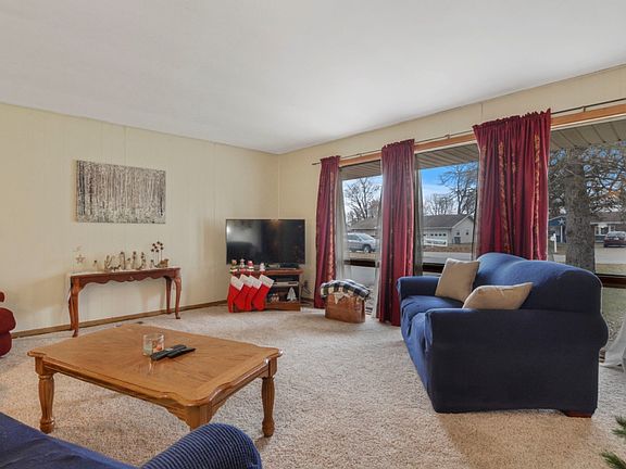 5th image of 4705 Orleans Dr