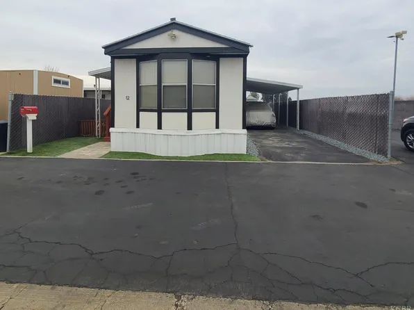 324 Magnolia Ave Space 12, Lemoore, CA 93245