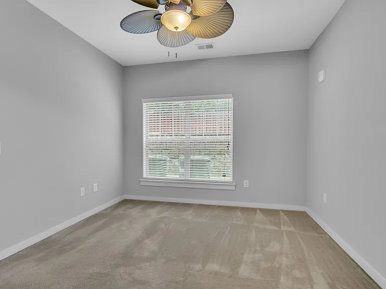 410 Rosedale Ave #105 — Photo 13