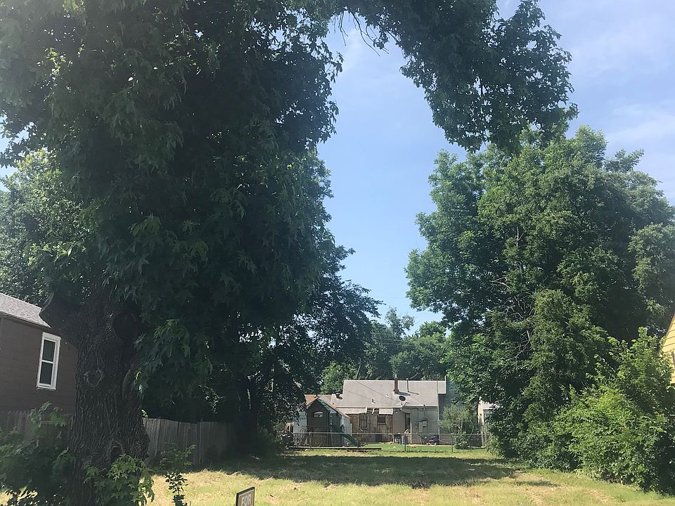 2nd image of 1208 SW 31st St