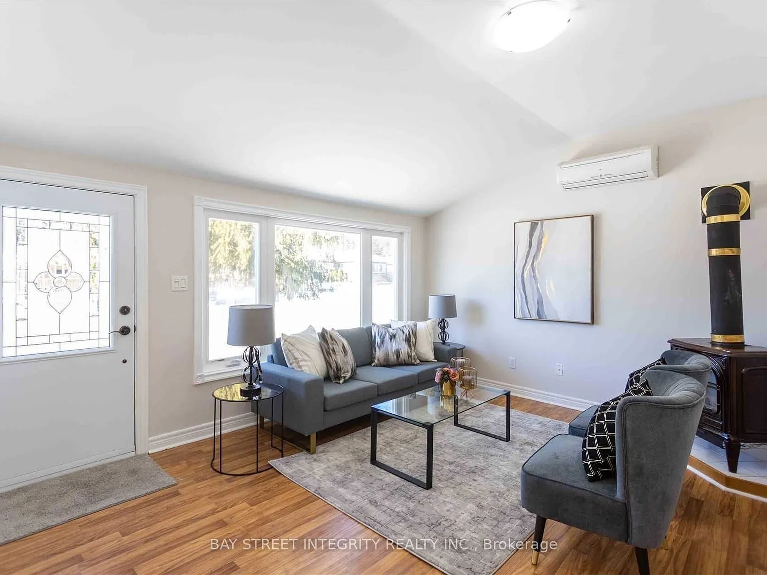 2 bed, $2,300 — Photo 2